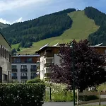 Somski Saalbach-Hinterglemm